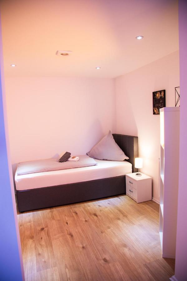 Winetime - Modern - Fuer 6 - Boxspringbetten - Zentral Bellheim Exterior foto